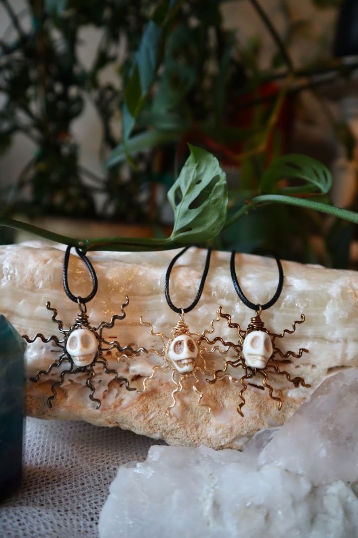 Mini Skull Sun Pendants