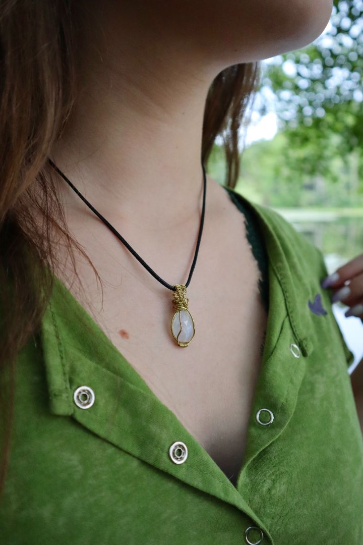 Moonstone Pendant