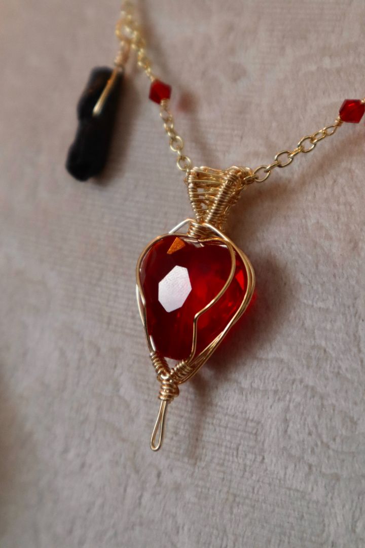 Dark Hearts Valentines Pendant